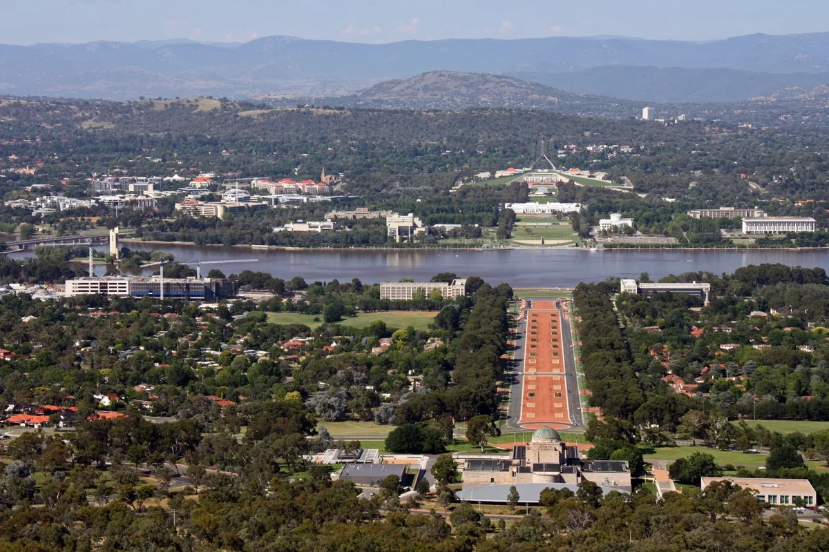 Canberra from Mount Ainslie